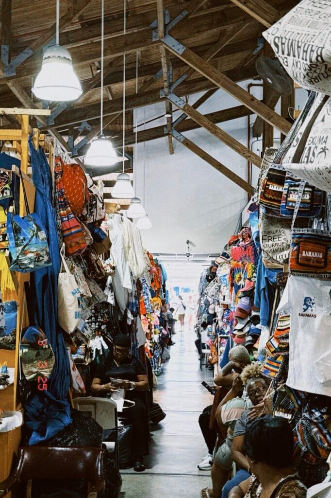 straw market